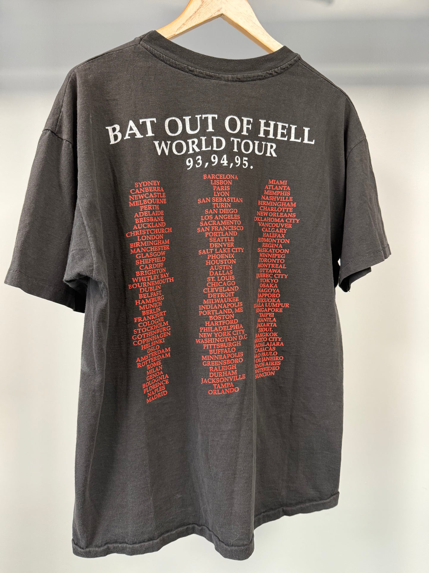 1993 Meat Loaf "Bat Out Of Hell World Tour" Tee - Size XL