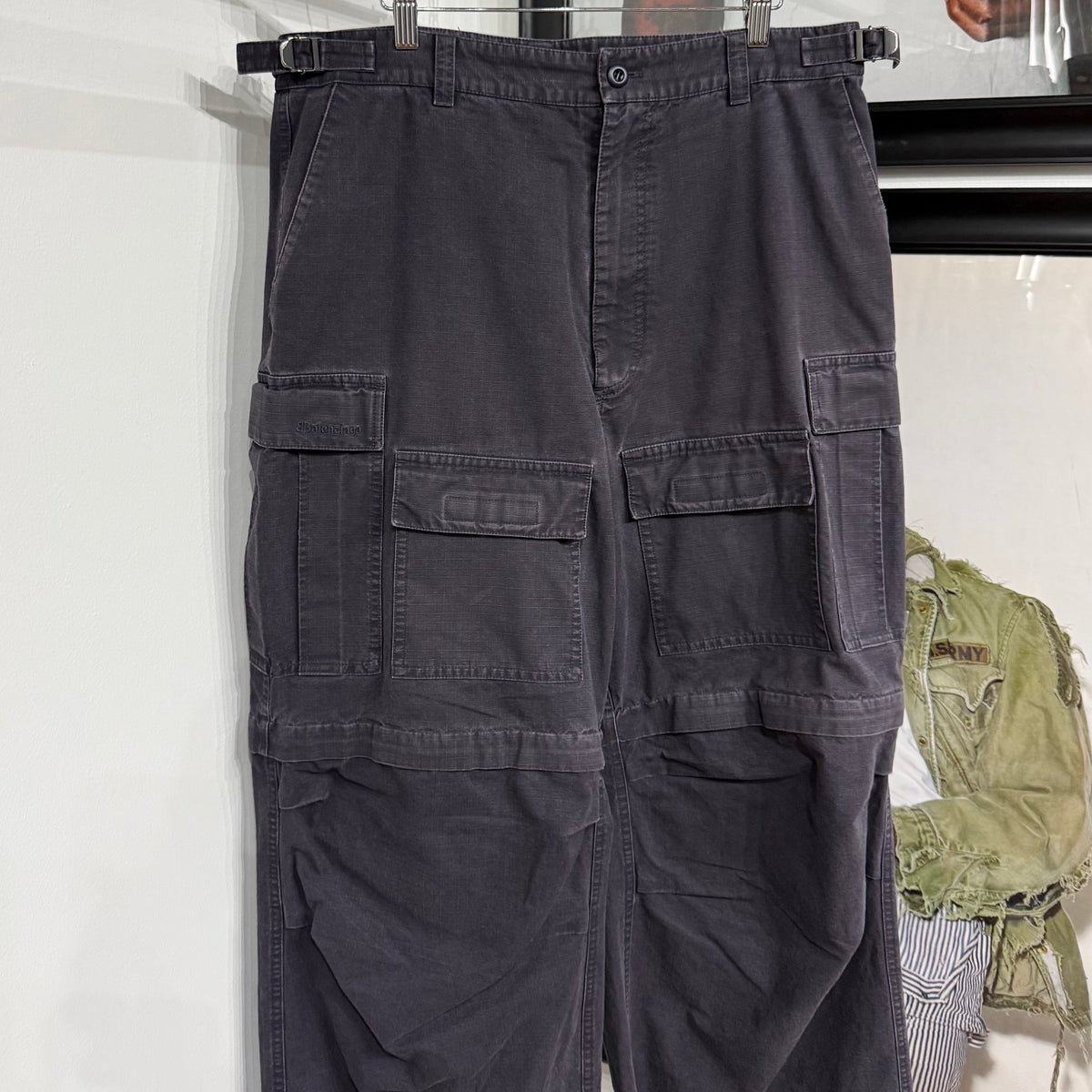 Balenci pants