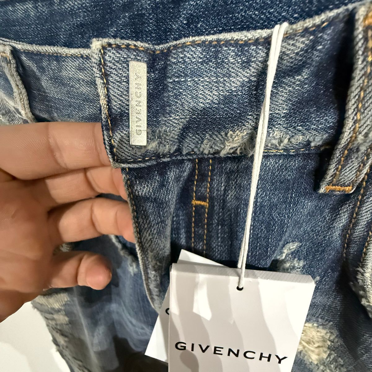 Givenchy Boris