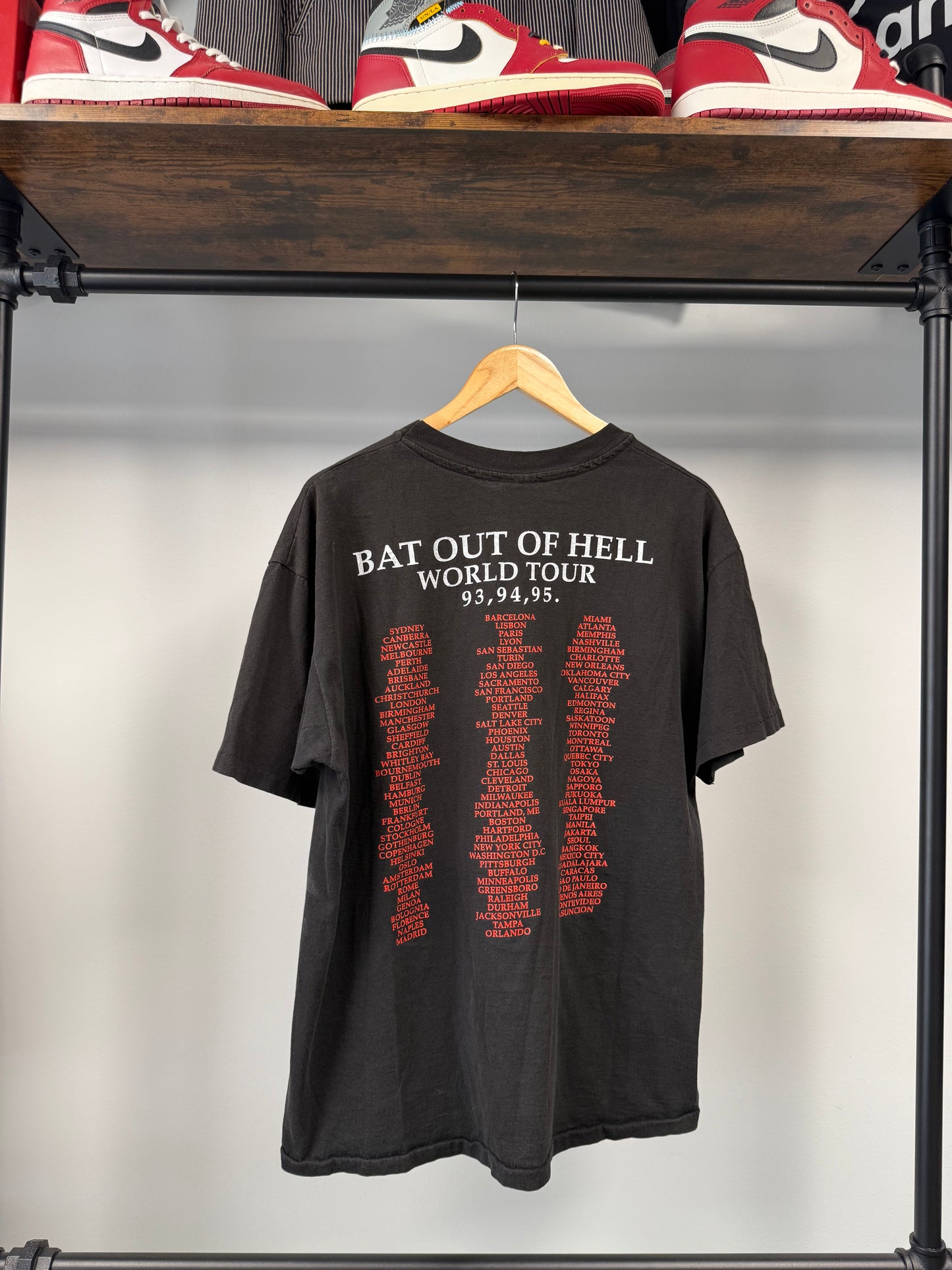1993 Meat Loaf  "Bat Out Of Hell World Tour" Tee - Size XL