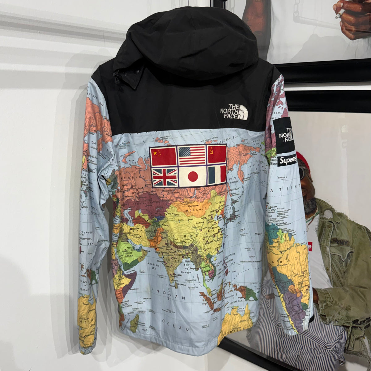 Supreme x The North Face Expedition Coaches Jacket 'Map'