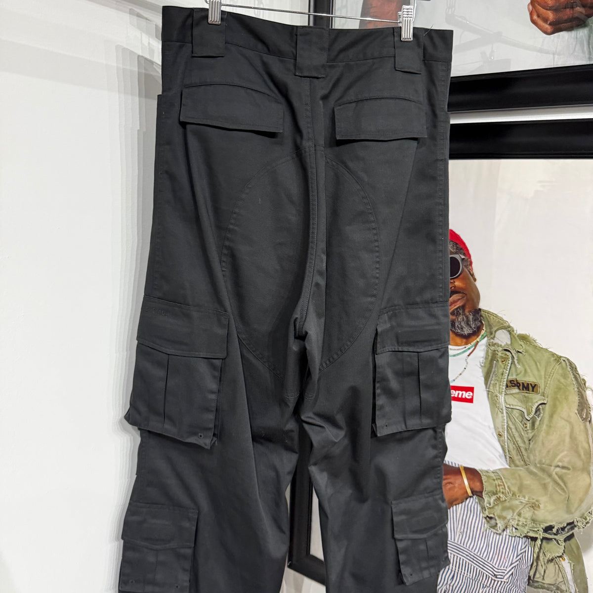 Balenci cargos