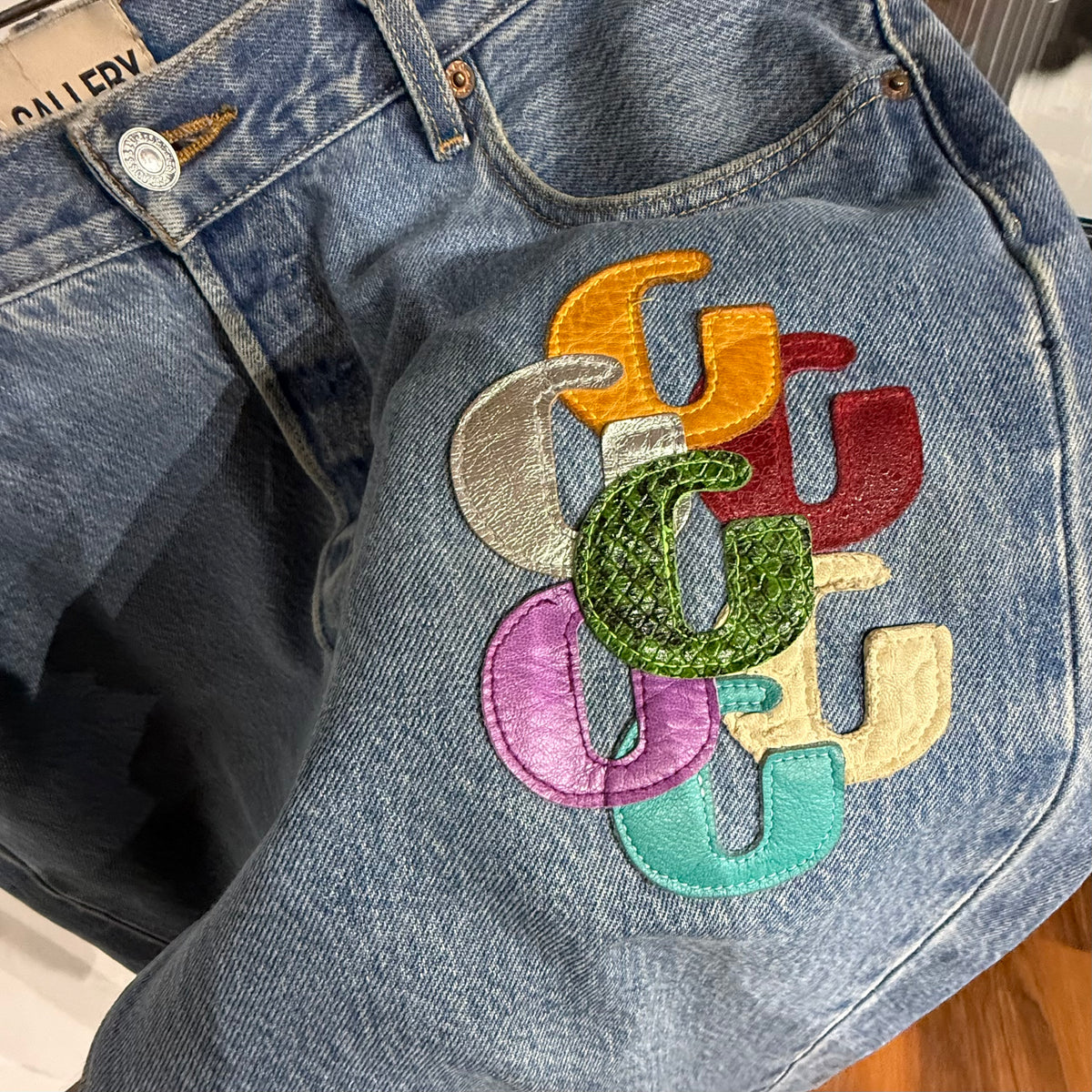 Gallery 1/1 Denims