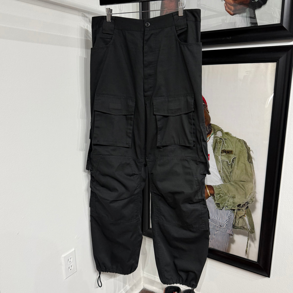 Balenci cargos