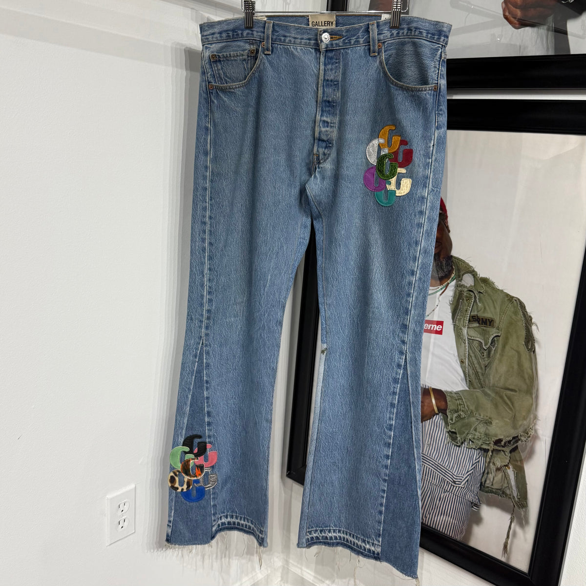 Gallery 1/1 Denims