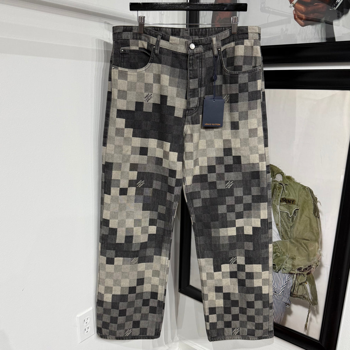 Lv consigment
