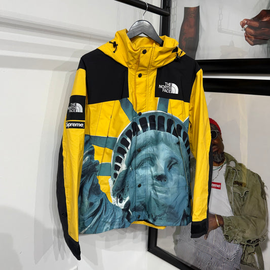 Supreme x The North Face Statue of Liberty Mountain Jacket