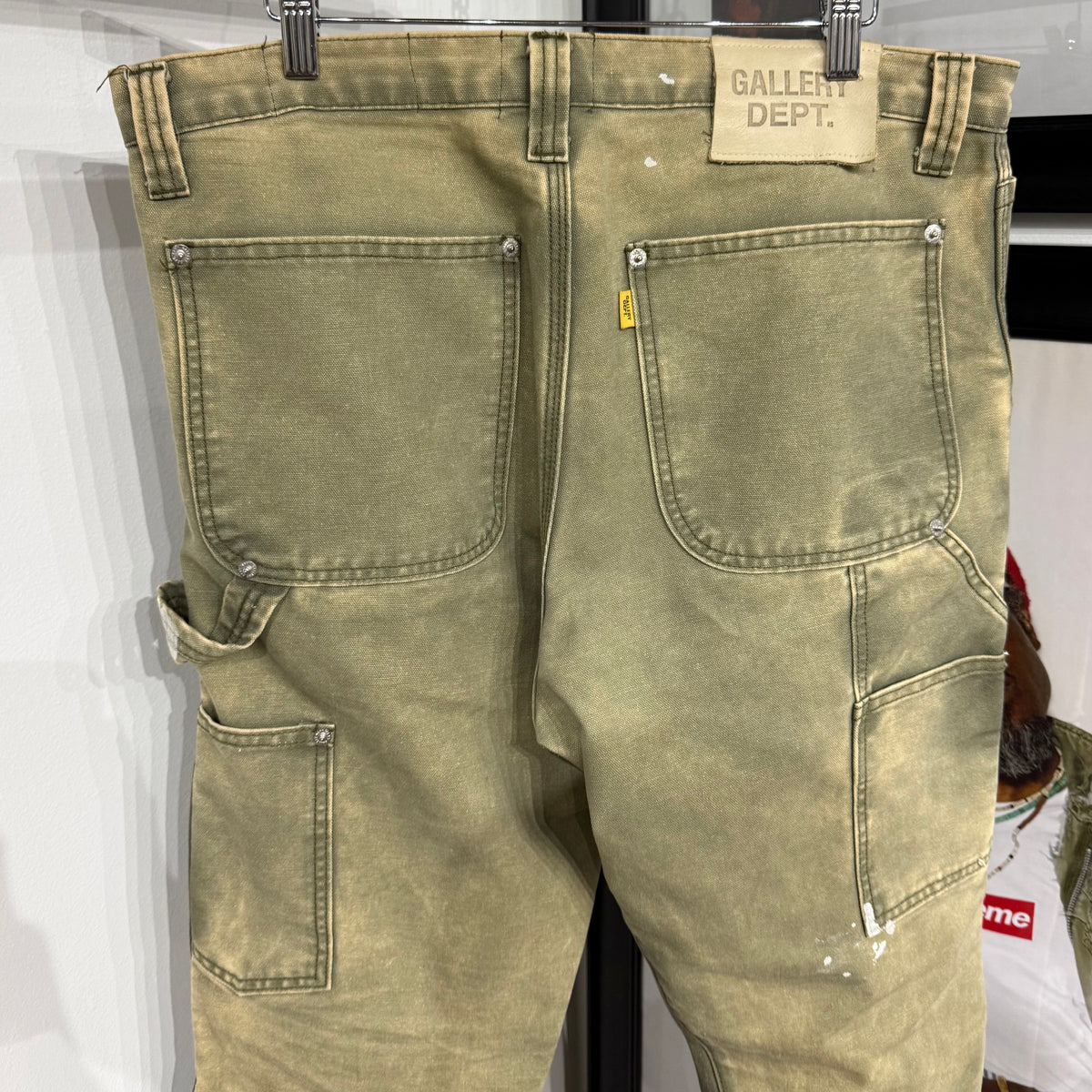 Gallery Green sweats