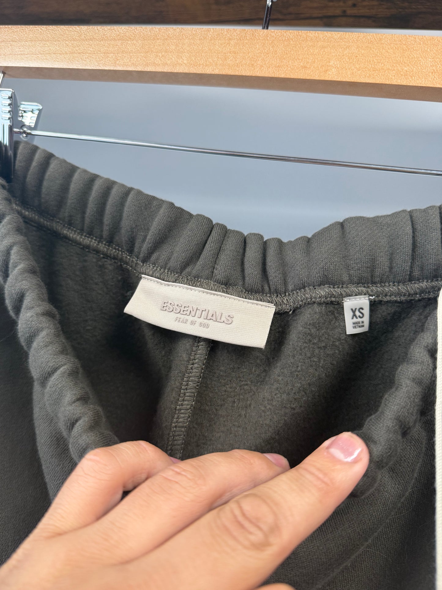 Fear of God Essentials Sweatpant 'Wood'