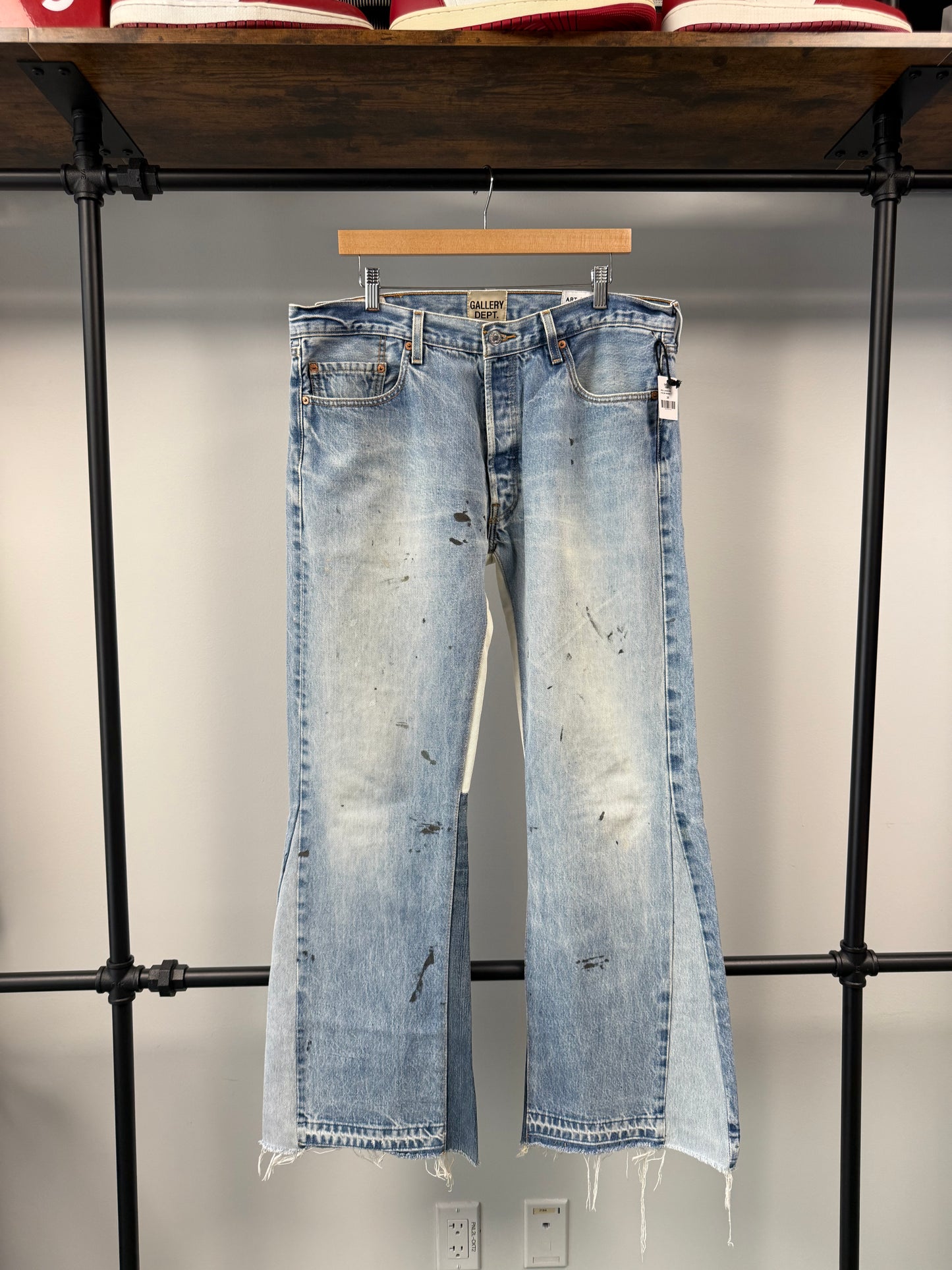 Gallery Dept. OG LA FLARE - 36