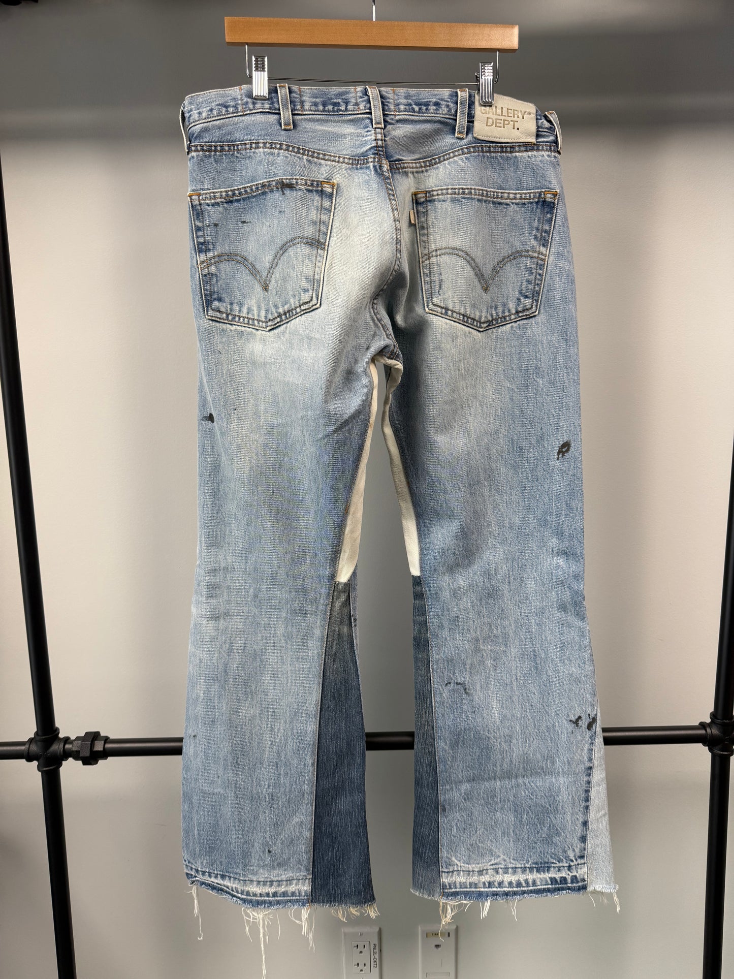 Gallery Dept. OG LA FLARE - 36