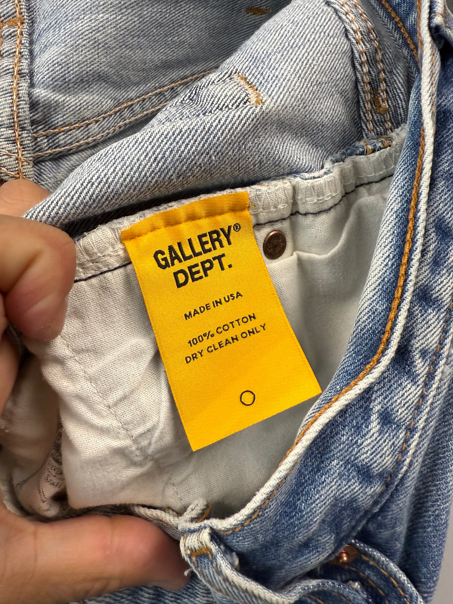 Gallery Dept. OG LA FLARE - 36