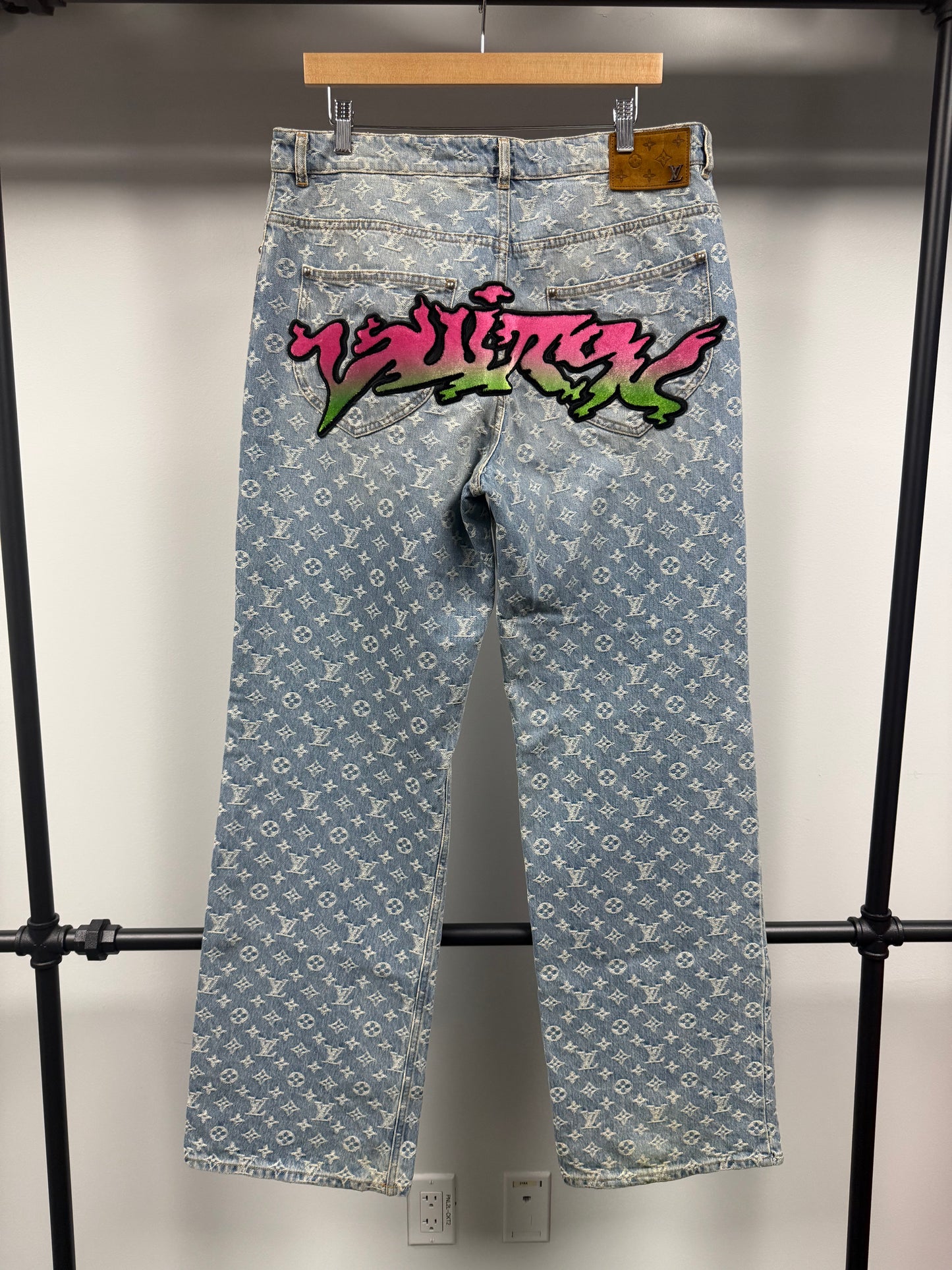 Louis Vuitton Virgil Abloh Graffiti Denim - 32
