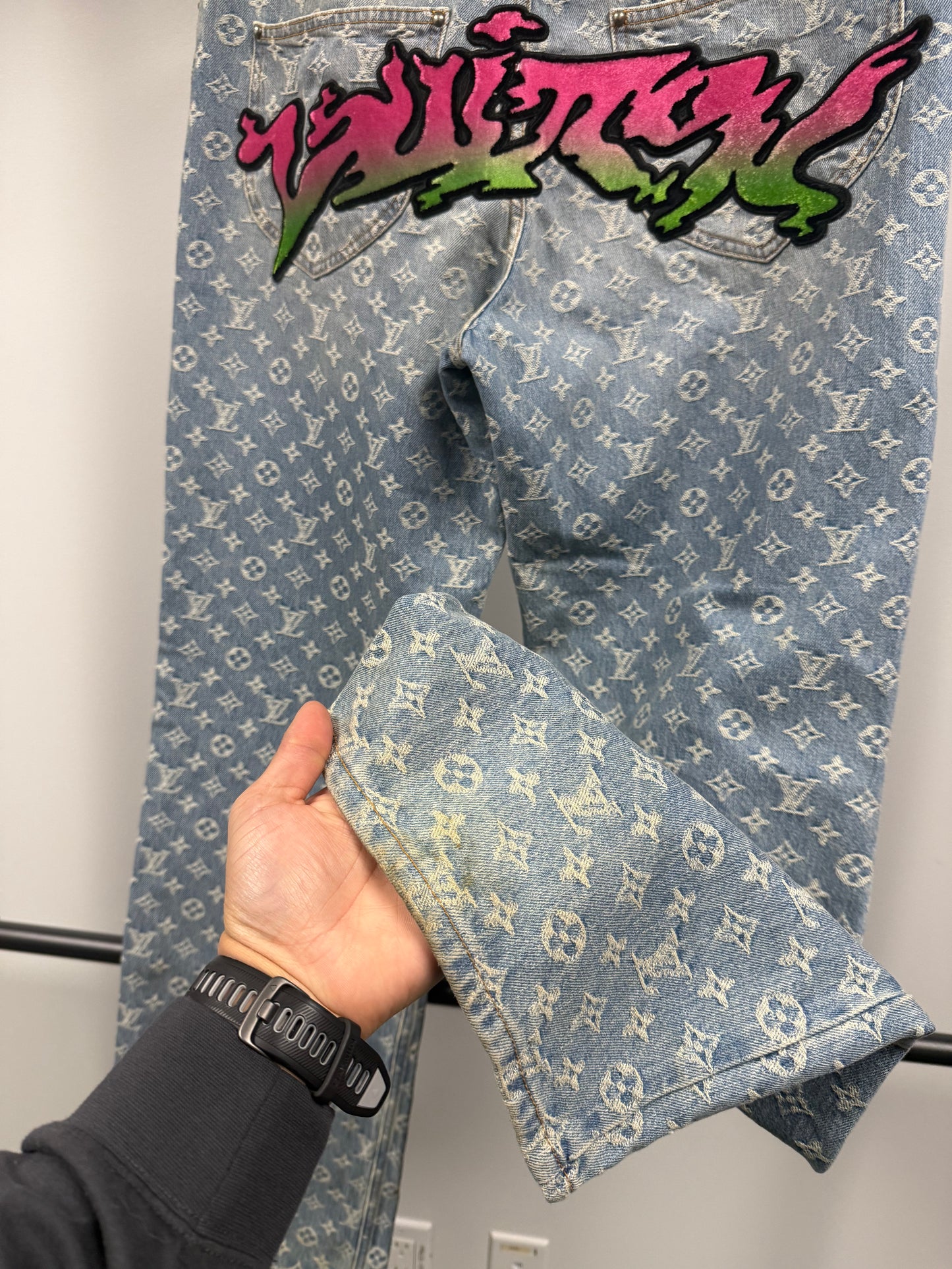Louis Vuitton Virgil Abloh Graffiti Denim - 32