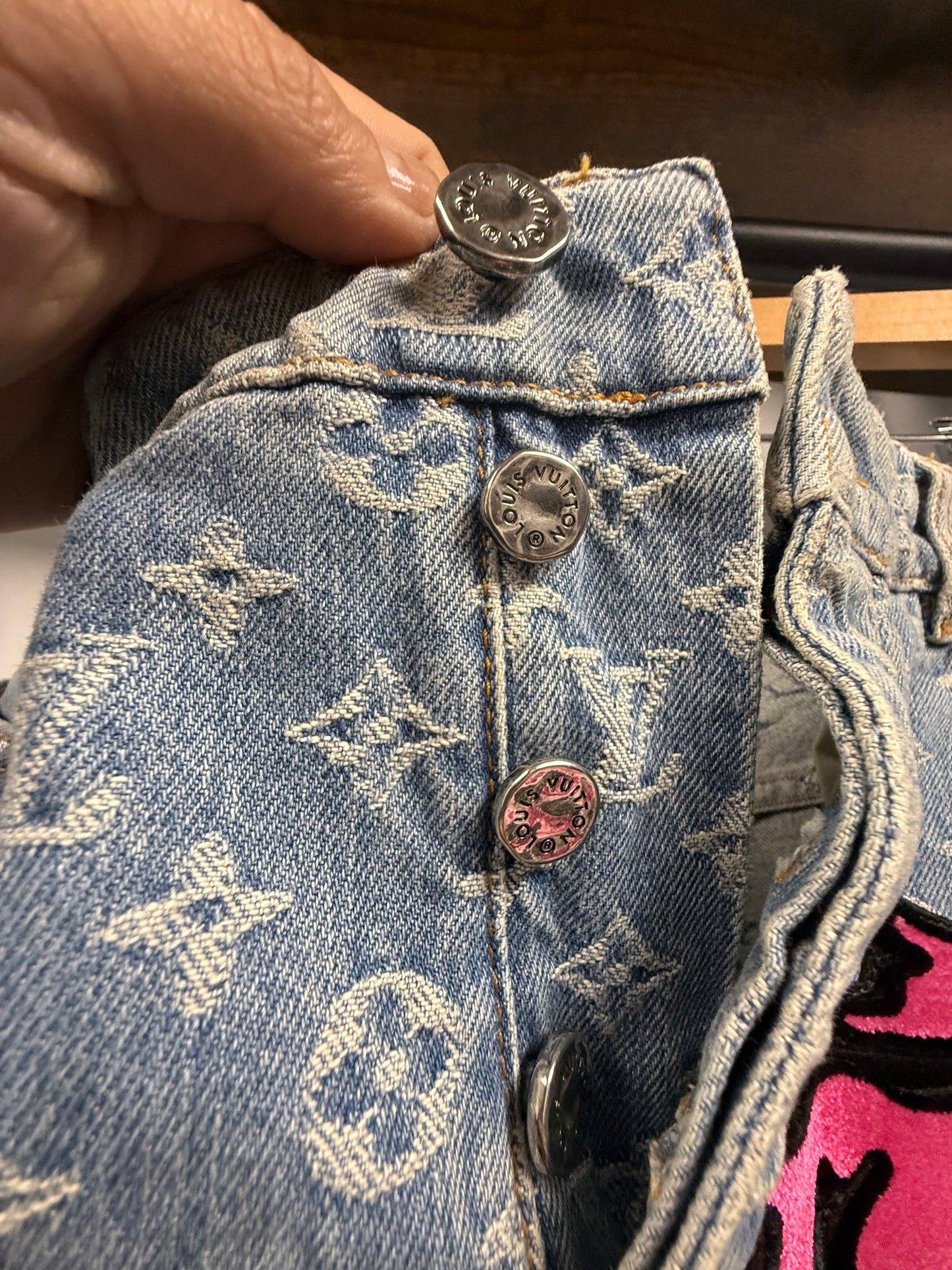 Louis Vuitton Virgil Abloh Graffiti Denim - 32