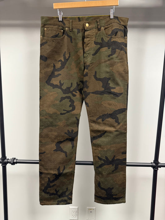 Louis Vuitton × Supreme "Brown" Denims - 38