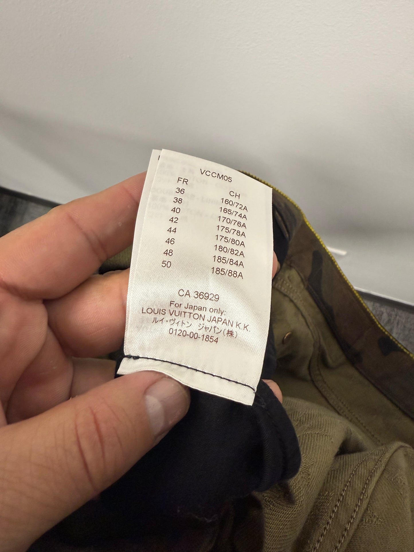 Louis Vuitton × Supreme "Brown" Denims - 38