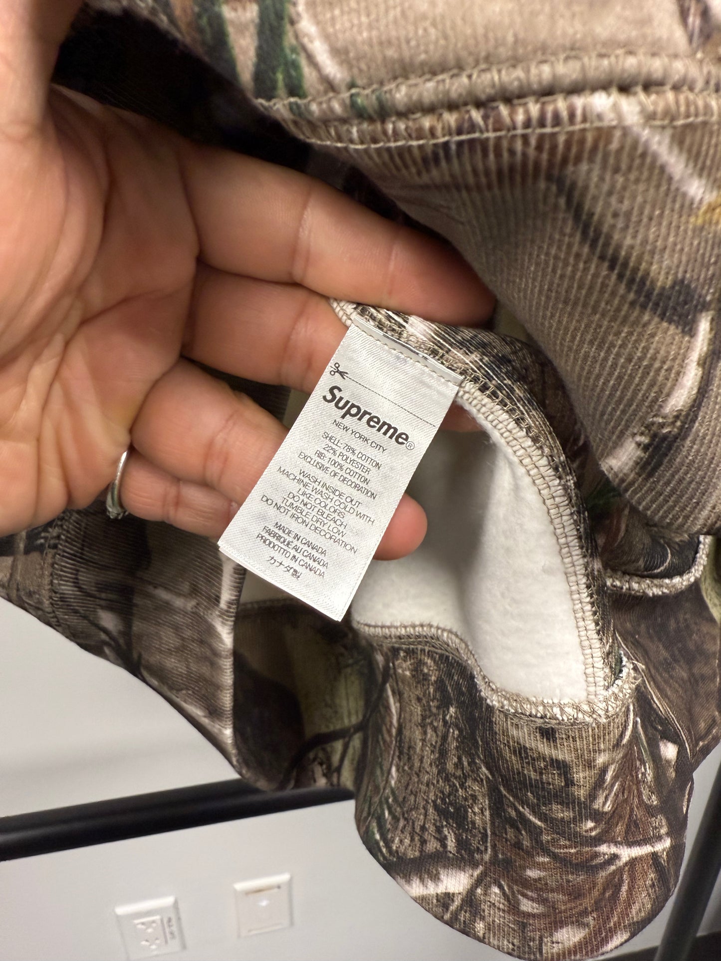 Supreme Box Logo Hooded Sweatshirt (FW25) Realtree AP Camo - M & L
