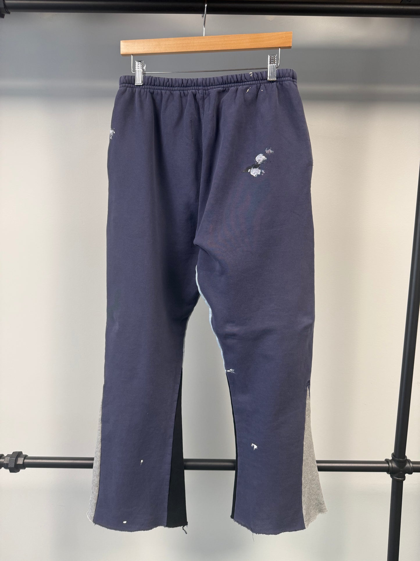 Gallery Dept. "Navy" Flared Sweatpants - L